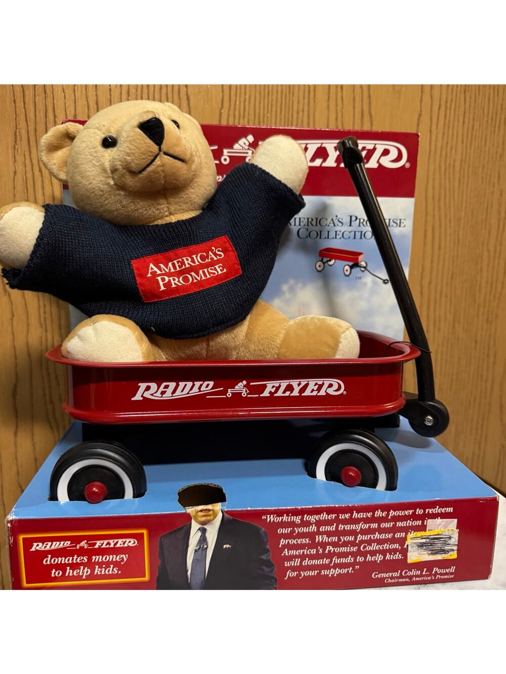 Radio Flyer Americas Promise Colllection NiB